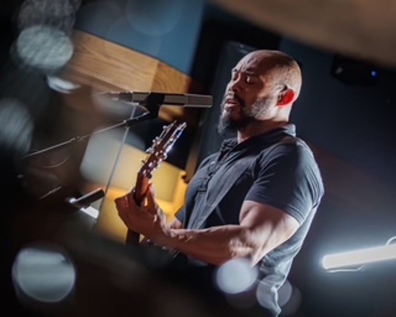 Ray Castro on guitar