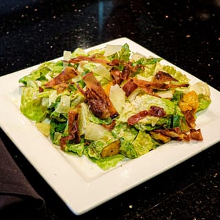 Caesar Salad* (+)